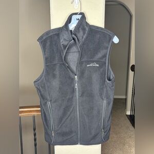 Eddie Bauer Black Fleece Vest Size Small Item #0461